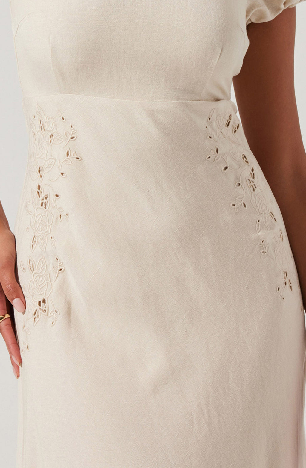 Leocadia Embroidered Puff Sleeve Midi Dress