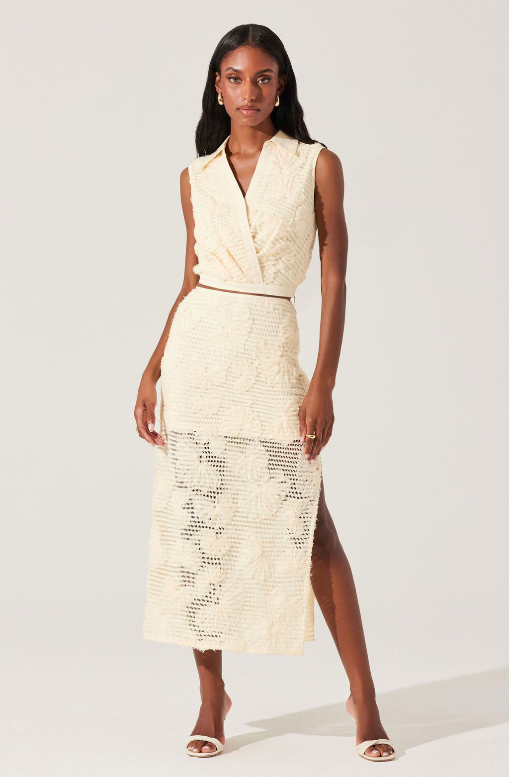 Sol Textured Floral Knit Midi Skirt