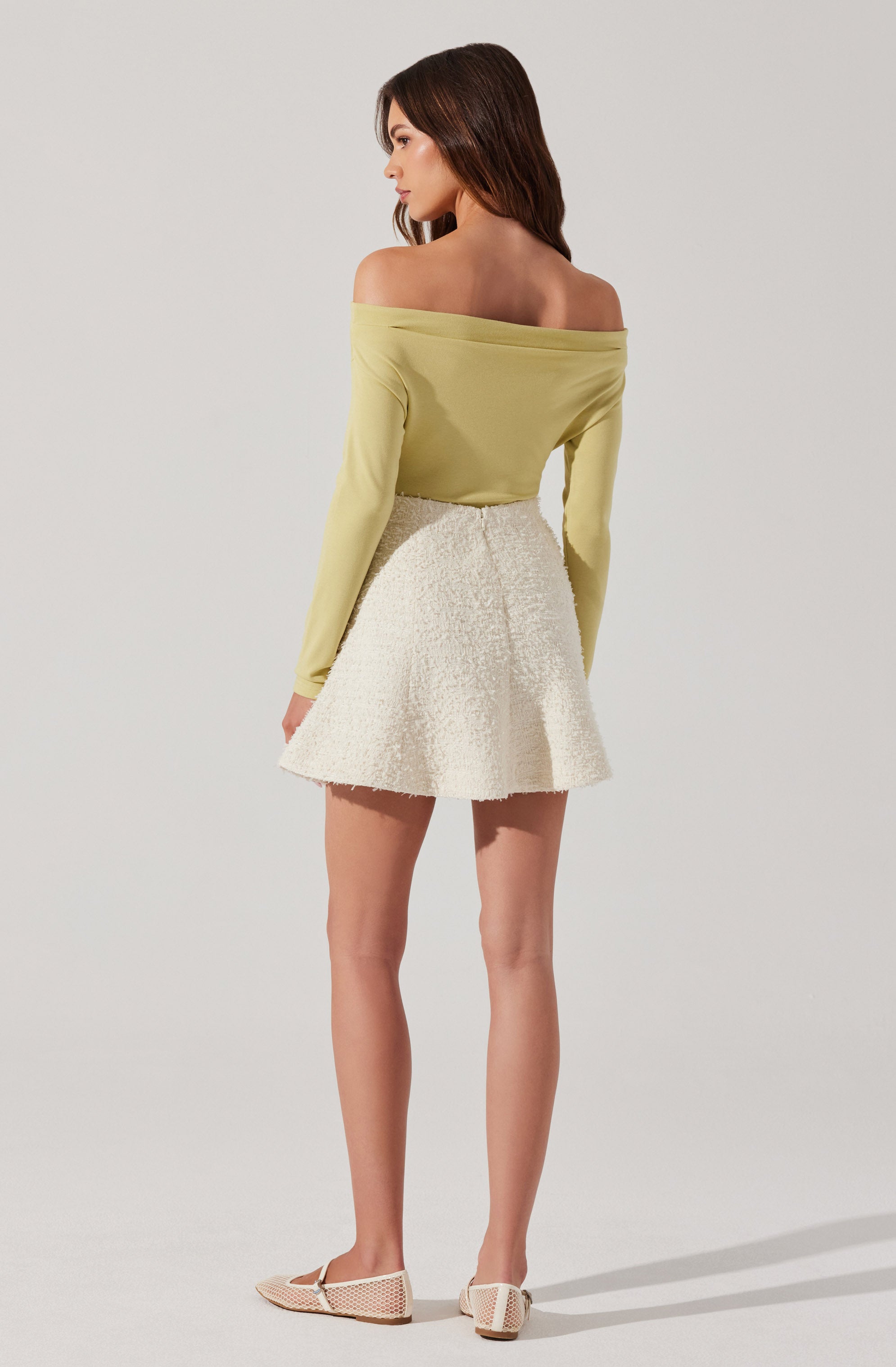 Anahi Off Shoulder Top
