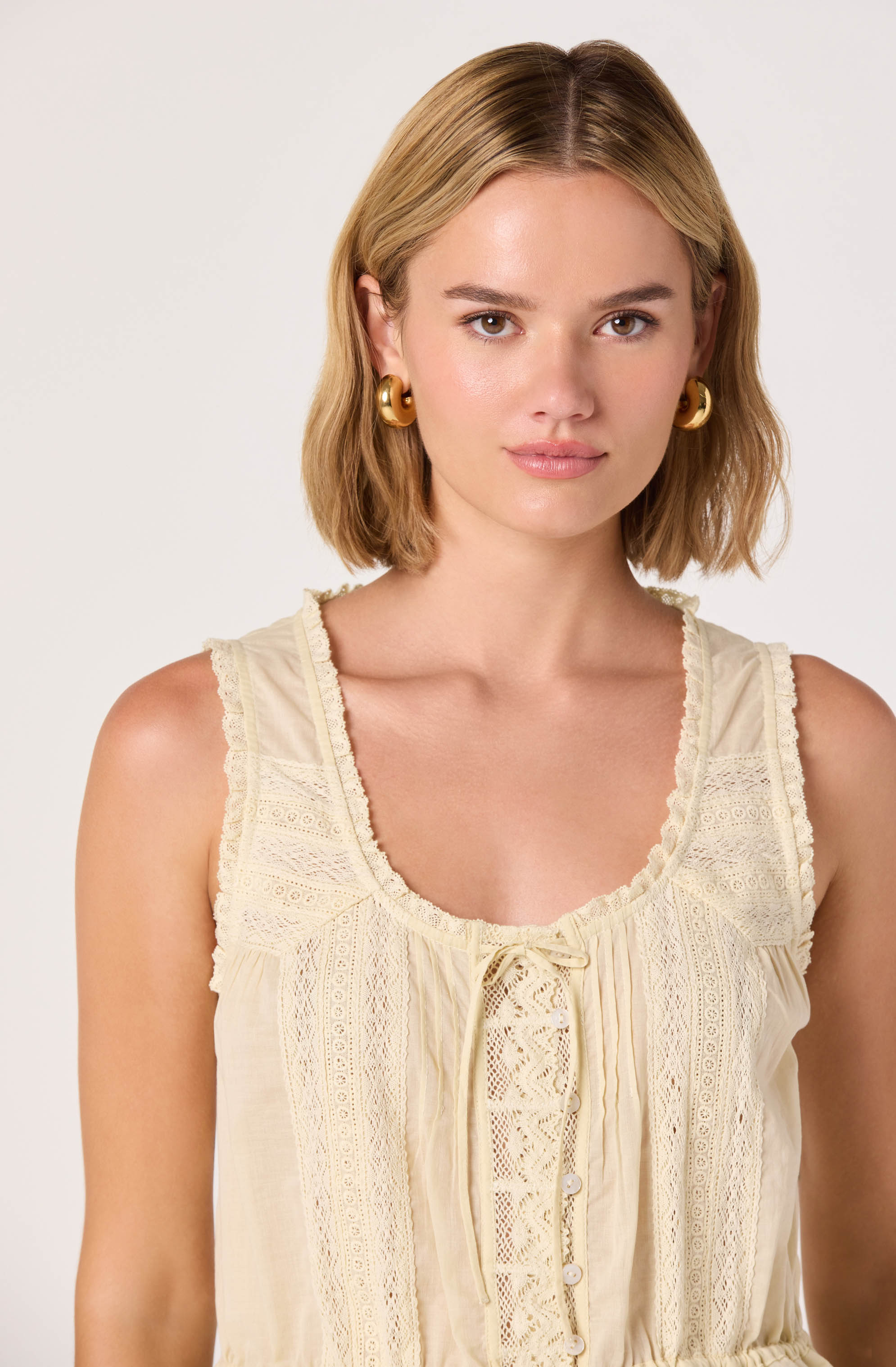 Shreya Lace Trim Button-Front Tank